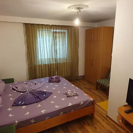 Casa Cinderella בית הארחה