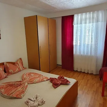 Casa Cinderella בית הארחה *